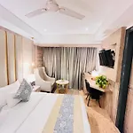 Hotel Palace Inn